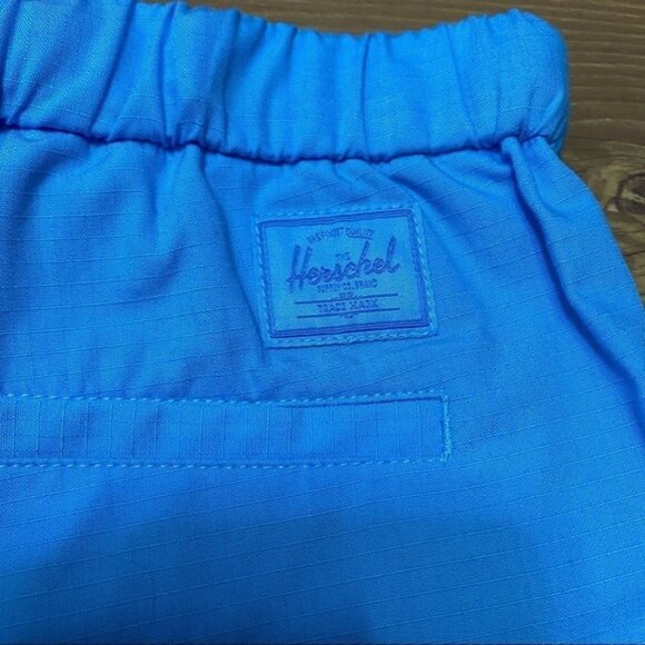 Herschel Supply Company Ashland‎ Short Women Size XS - Picture 6 of 10